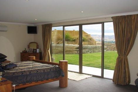 Photo of property in 20 Old Golf Course Road, Bridge Hill, Alexandra, 9320