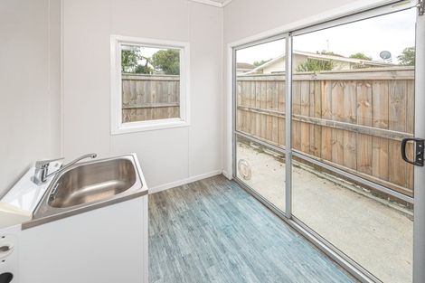 Photo of property in 16 Kawakawa Street, Whanganui East, Whanganui, 4500