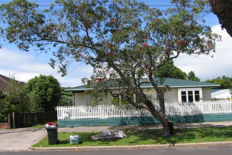 Photo of property in 10 Armagh Road, Blockhouse Bay, Auckland, 0600