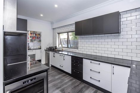 Photo of property in 66 Chedworth Avenue, Chedworth, Hamilton, 3210