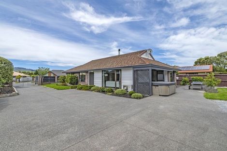 Photo of property in 24 Sabys Road, Halswell, Christchurch, 8025