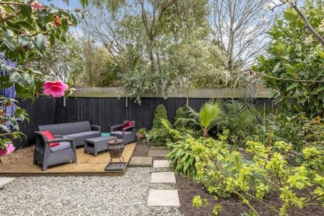 Photo of property in 39 Wiggins Street, Sumner, Christchurch, 8081