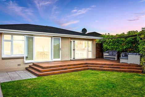 Photo of property in 52 Bourne Crescent, Papanui, Christchurch, 8053