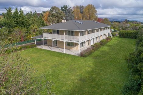 Photo of property in 114 Polson Hill Drive, Aokautere, Palmerston North, 4471