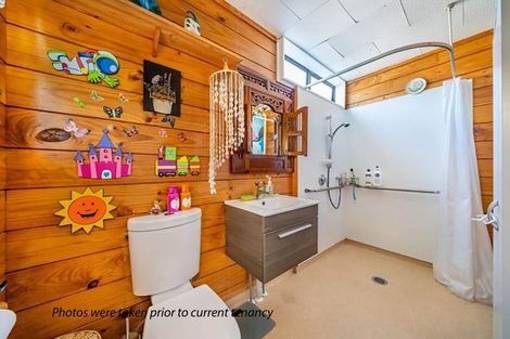 Photo of property in 6 Edmund Lomas Grove, Birchville, Upper Hutt, 5018