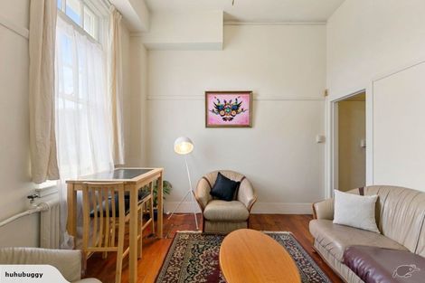 Photo of property in Blythswood Flats, 1/3 Aro Street, Aro Valley, Wellington, 6021