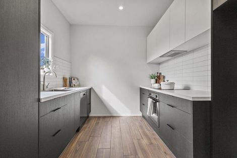 Photo of property in 28 North Parade, Richmond, Christchurch, 8013