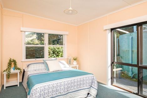 Photo of property in 15 Makorori Beach Road, Makorori, Gisborne, 4073