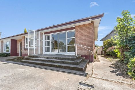 Photo of property in 11 Railway Esplanade, East Gore, Gore, 9710