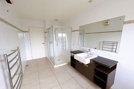 Photo of property in 9 Laurel Oak Drive, Schnapper Rock, Auckland, 0632