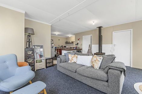 Photo of property in 415 Carrington Street, Upper Vogeltown, New Plymouth, 4310
