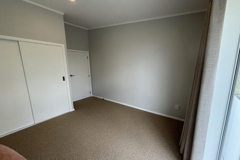Photo of property in 42 Versailles Street, Karori, Wellington, 6012
