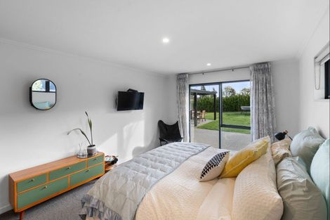 Photo of property in 1 Kingsdowne Drive, West Melton, 7618