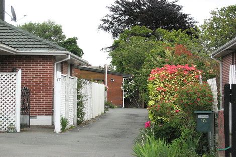 Photo of property in 17a Shaftesbury Street, Avonhead, Christchurch, 8042