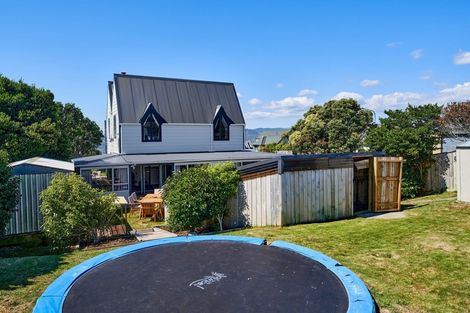 Photo of property in 74 Cypress Drive, Maungaraki, Lower Hutt, 5010