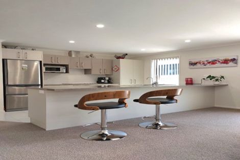 Photo of property in 4 Parkdale Close, Snells Beach, 0920