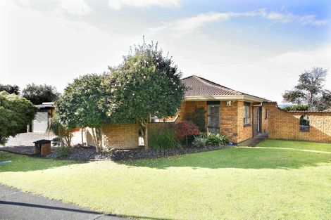 Photo of property in 51 Barnhill Crescent, Pahurehure, Papakura, 2113