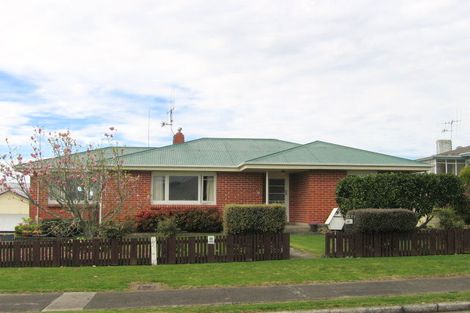 Photo of property in 4 Tutchen Street, Tauranga, 3110