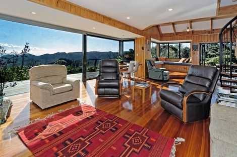 Photo of property in 126 Lone Kauri Road, Karekare, Auckland, 0772