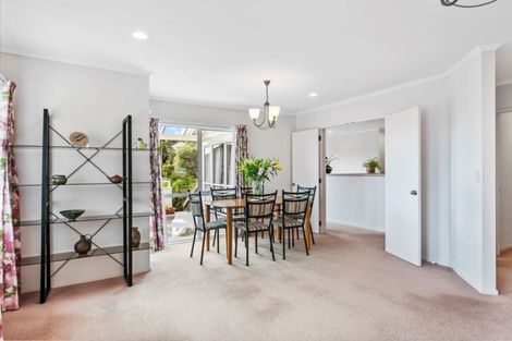 Photo of property in 52 Velma Road, Hillcrest, Auckland, 0627