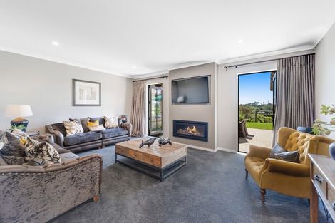 Photo of property in 61a Whitford Park Road, Whitford, Manurewa, 2576