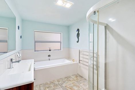 Photo of property in 18 Louisa Lane, Te Kamo, Whangarei, 0112