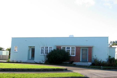 Photo of property in 28 Savage Crescent, West End, Palmerston North, 4412