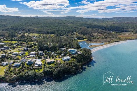 Photo of property in 13 Moana Road, Tinopai, 0593