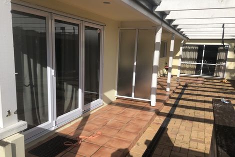 Photo of property in 157 West Harbour Drive, West Harbour, Auckland, 0618