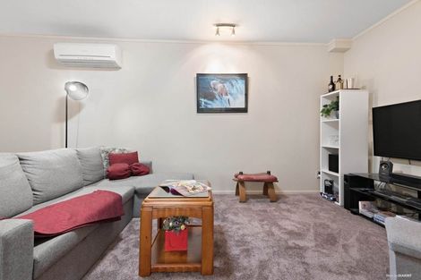 Photo of property in 151 Gossamer Drive, Pakuranga Heights, Auckland, 2010