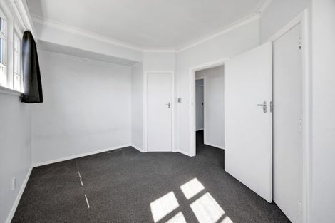 Photo of property in 14 Dives Avenue, Hawera, 4610