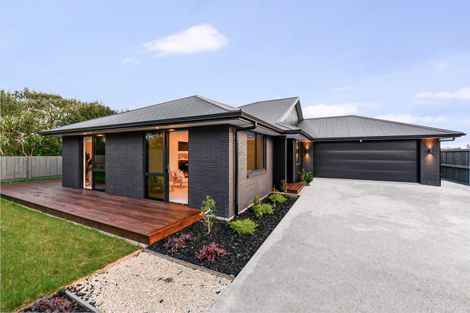 Photo of property in 18 Tekapo Road, Baverstock, 3200