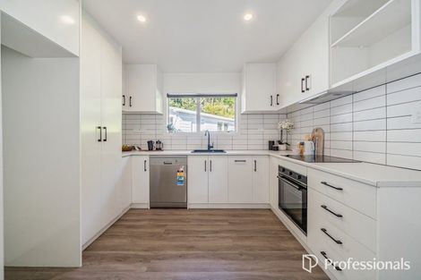 Photo of property in 13 Christchurch Crescent, Kelson, Lower Hutt, 5010