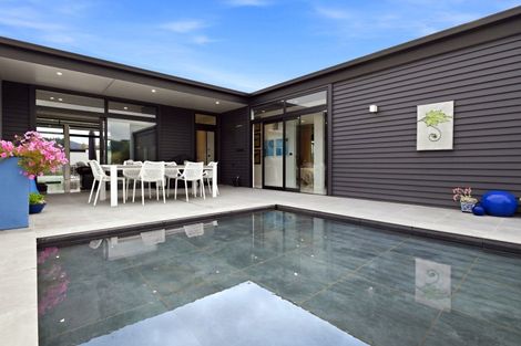 Photo of property in 16 The Fairways, Kinloch, Taupo, 3377