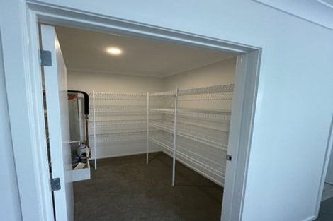 Photo of property in 46 Sunningdale Street, Wattle Downs, Auckland, 2103