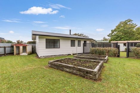 Photo of property in 6 Kirkcaldie Grove, Levin, 5510