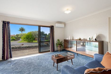 Photo of property in 12 Cannon Drive, Kerikeri, 0230