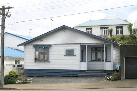 Photo of property in 14 Dee Street, Island Bay, Wellington, 6023