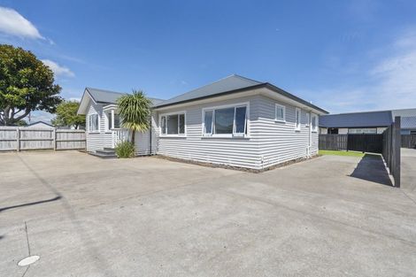 Photo of property in 254 Coronation Avenue, Welbourn, New Plymouth, 4310