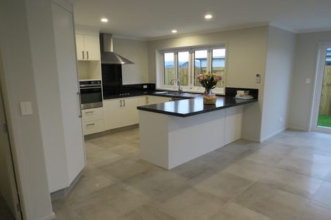 Photo of property in 8 Kahuparere Crescent, Pyes Pa, Tauranga, 3112