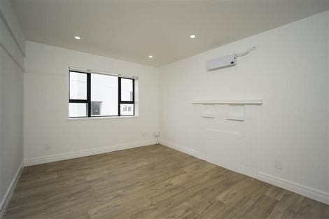 Photo of property in 8/349 Tamaki Drive, Saint Heliers, Auckland, 1071