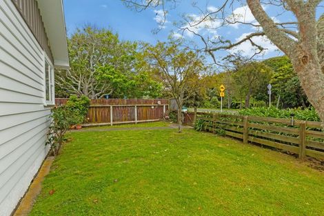 Photo of property in 1/13 Luckie Street, Tawa, Wellington, 5028