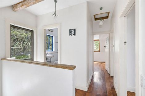 Photo of property in 330 The Esplanade, Island Bay, Wellington, 6023