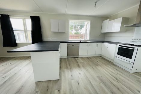 Photo of property in 1/26 Caravelle Close, Mangere, Auckland, 2022