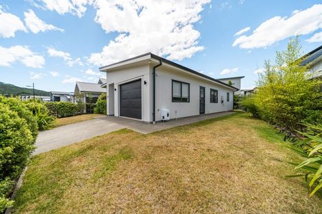 Photo of property in 6 Pateke Drive, Kenepuru, Porirua, 5022