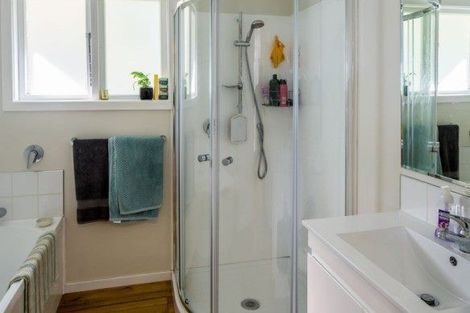 Photo of property in 26 Kiriwai Road, Paremata, Porirua, 5024