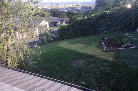 Photo of property in 16 Mckinley Road, Sunnyvale, Auckland, 0612