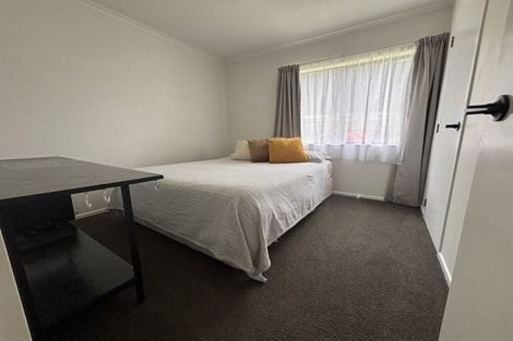 Photo of property in 20 Wallace Road, Ranui, Auckland, 0612