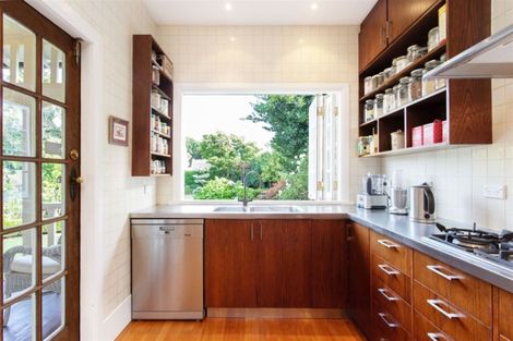 Photo of property in 8 Lloyd Street, Strowan, Christchurch, 8052