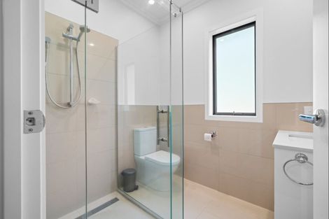 Photo of property in 5 Fern Lane, Whalers Gate, New Plymouth, 4310